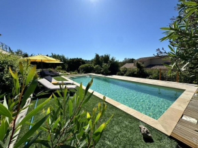 Villa de Luxe Rénovée avec Piscine, 4 Chambres, à 5 Minutes de la Plage - FR-1-726-25